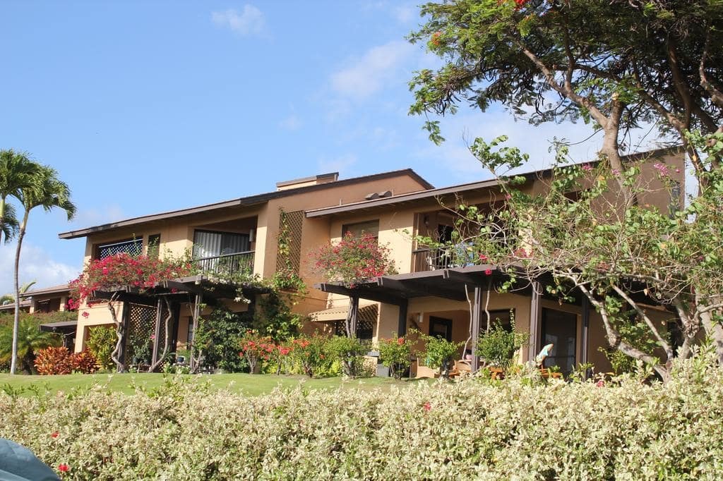 Wide open views to the ocean from your private lanai