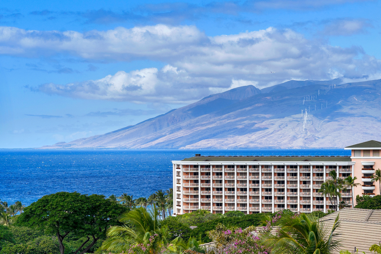 Deluxe Ocean Views: 