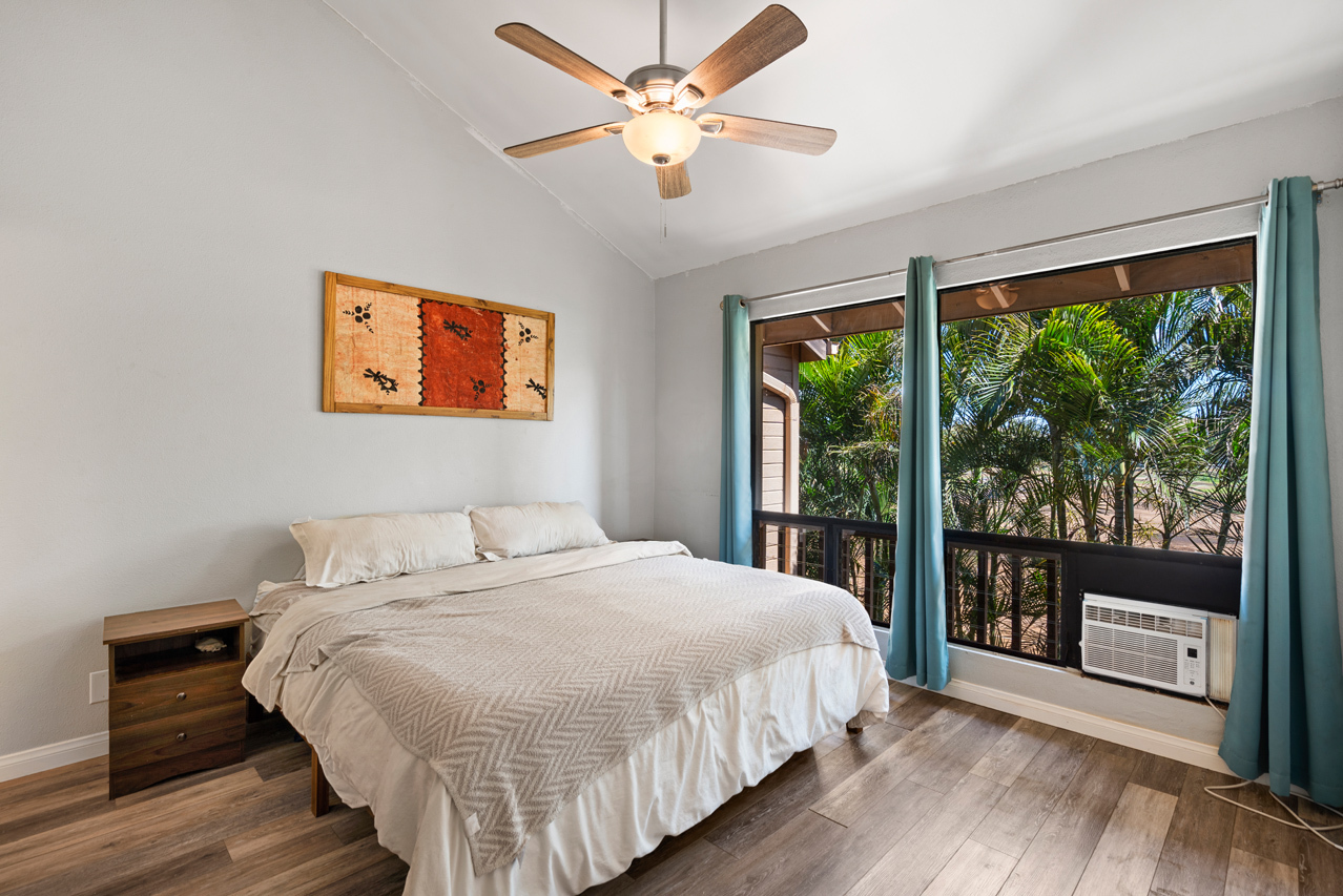 Primary Suite: Bedroom