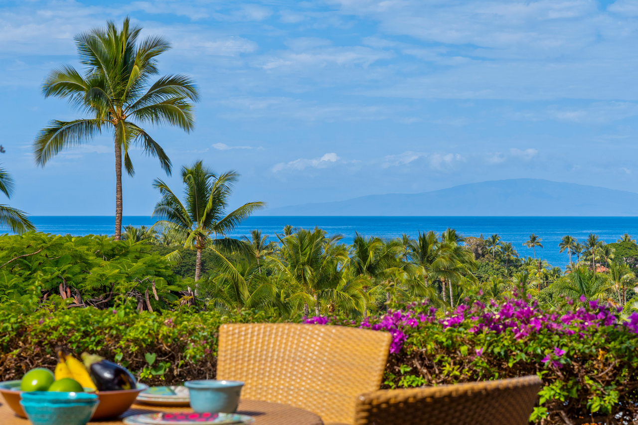 Sweeping ocean views: 